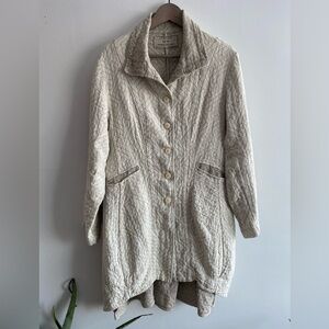 Grizas 100% Linen Oatmeal + Beige Quilted Button-Front Jacket